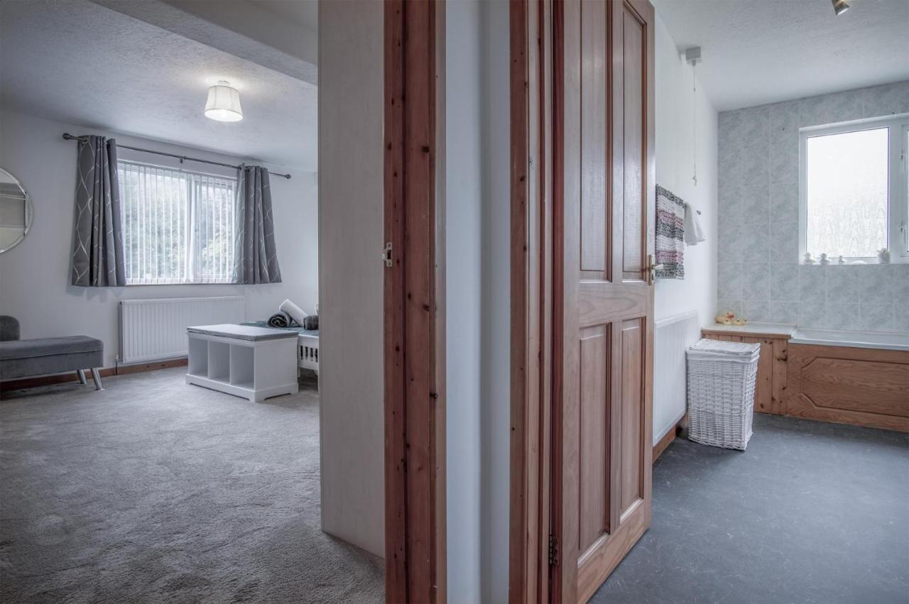 Tucking Mill - 3 Bedroom Holiday Home - Stepaside Stepaside  Extérieur photo