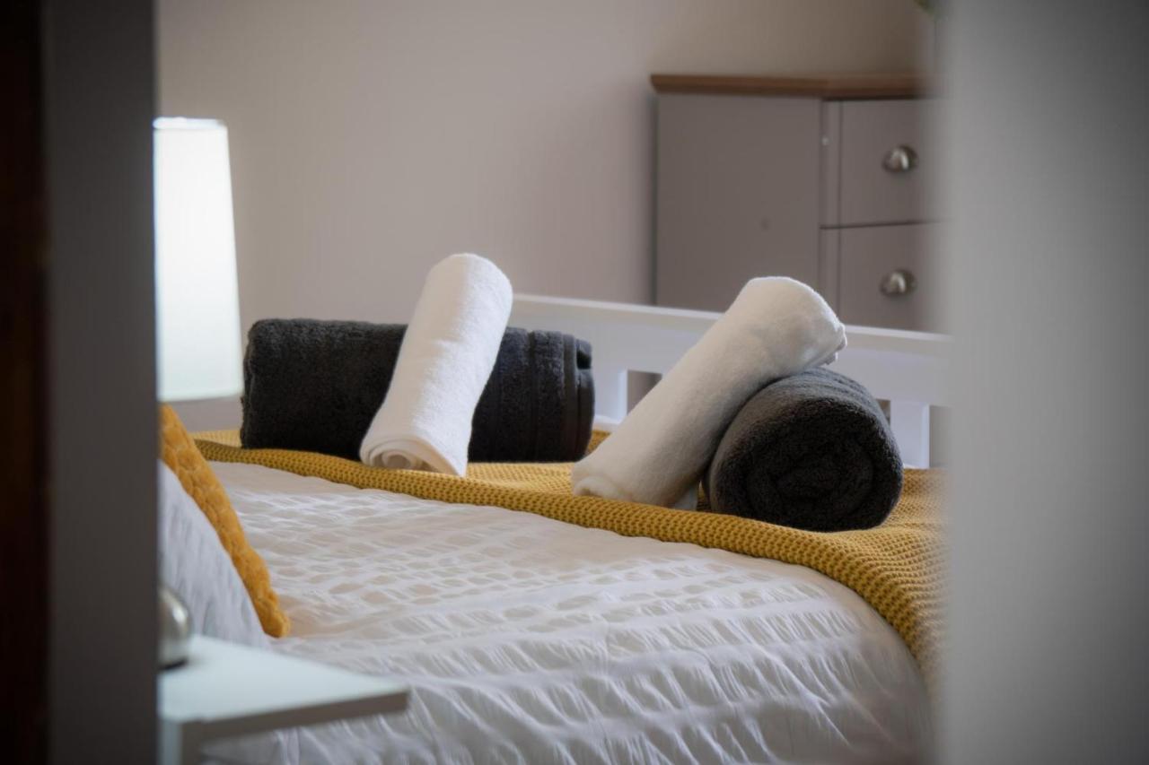 Tucking Mill - 3 Bedroom Holiday Home - Stepaside Stepaside  Extérieur photo